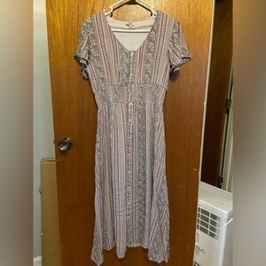 Chic Connection Grey Floral Maxi Dress - Medium